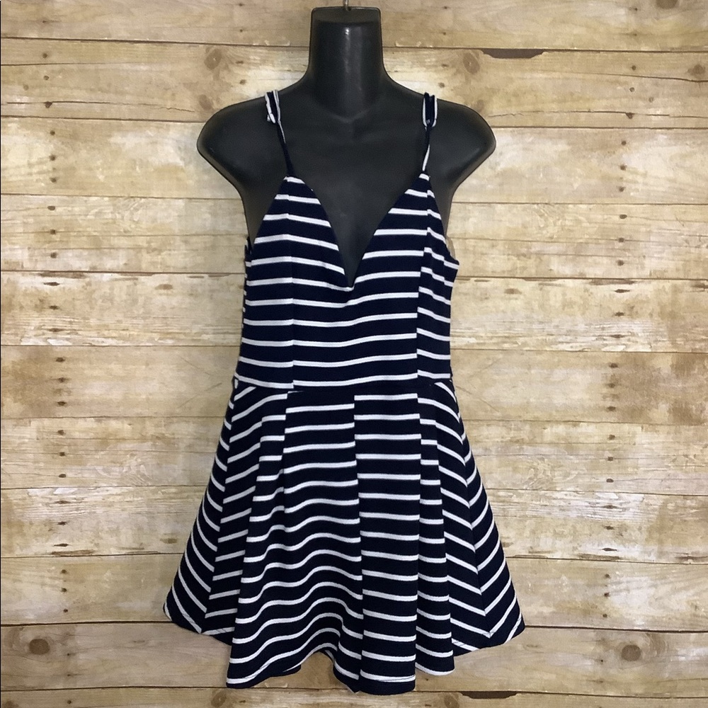 Women’s rue21 mini romper size large